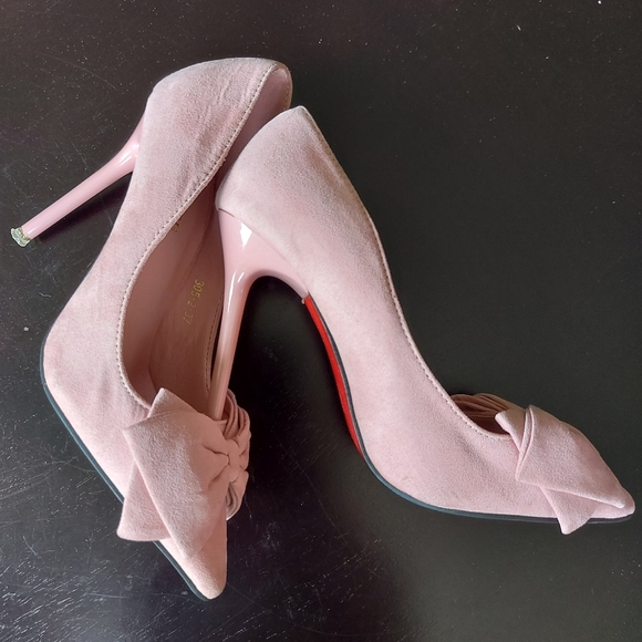 BigTree High Heel Suede w/Bow - Picture 4 of 9